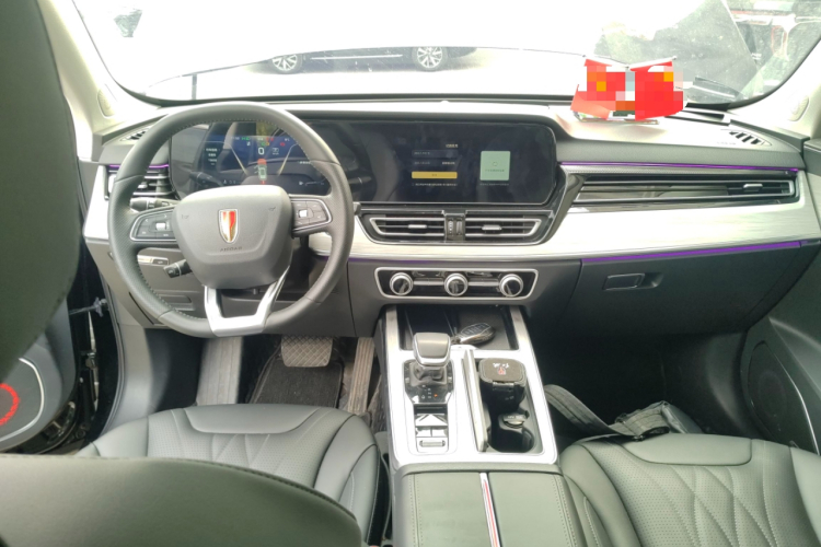 红旗HS5 2025款 2.0T 两驱玄影版中控内饰12