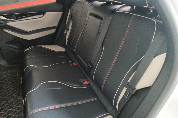 比亚迪 秦PLUS 2021款 DM-i 55KM 旗舰型中控内饰21