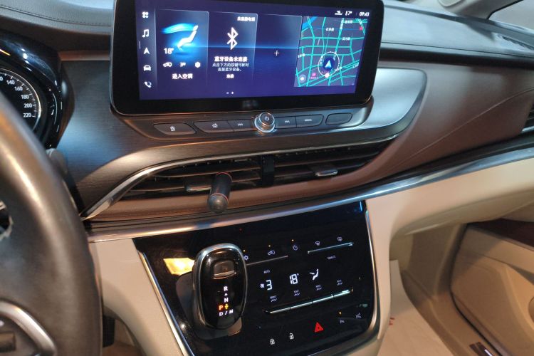 别克GL8 2021款 陆上公务舱 652T 尊贵型局部细节16