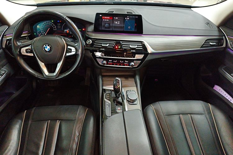 宝马6系GT 2019款 630i 豪华设计套装中控内饰7002