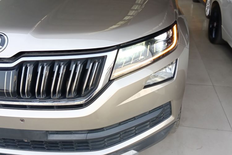 斯柯达 柯迪亚克 2018款 TSI380 7座四驱旗舰版局部细节36