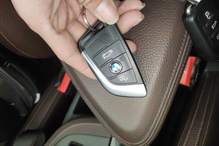 宝马X1 2018款 sDrive18Li 尊享型中控内饰11