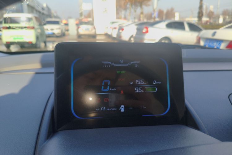 长安启源 长安Lumin 2025款 205km 香沁款中控内饰14