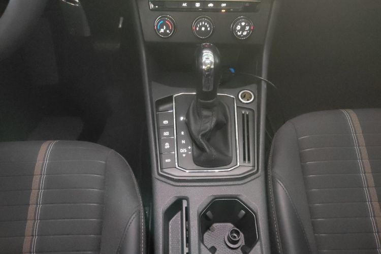 大众 朗逸 2021款 280TSI DSG舒适版中控内饰18