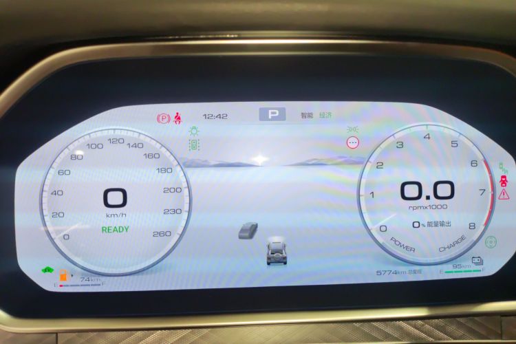 坦克700新能源 2024款 Hi4-T 极境版中控内饰14