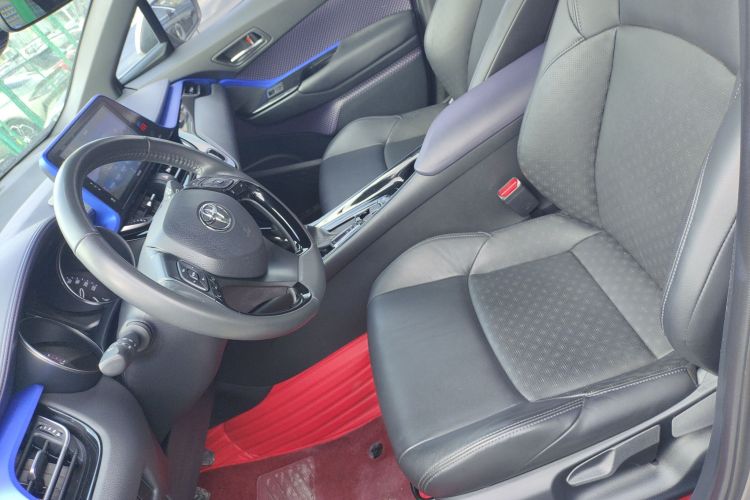 丰田 奕泽IZOA 2018款 2.0L 奕驰版 国VI中控内饰19