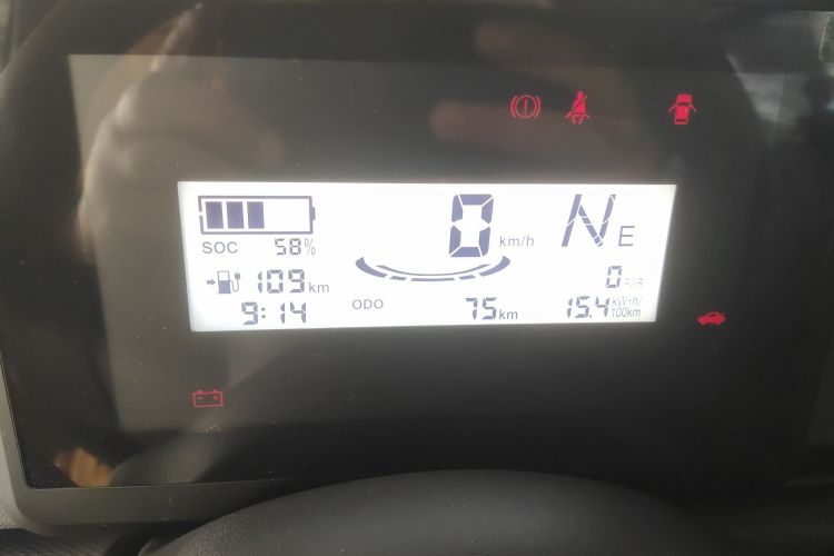 五菱汽车 五菱之光新能源 2025款 201km 舒适型中控内饰14