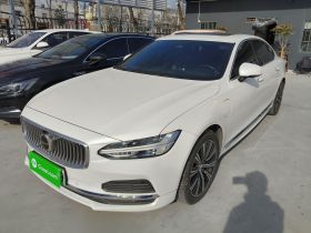 沃尔沃S90新能源 2022款 T8 E驱混动 智逸豪华版