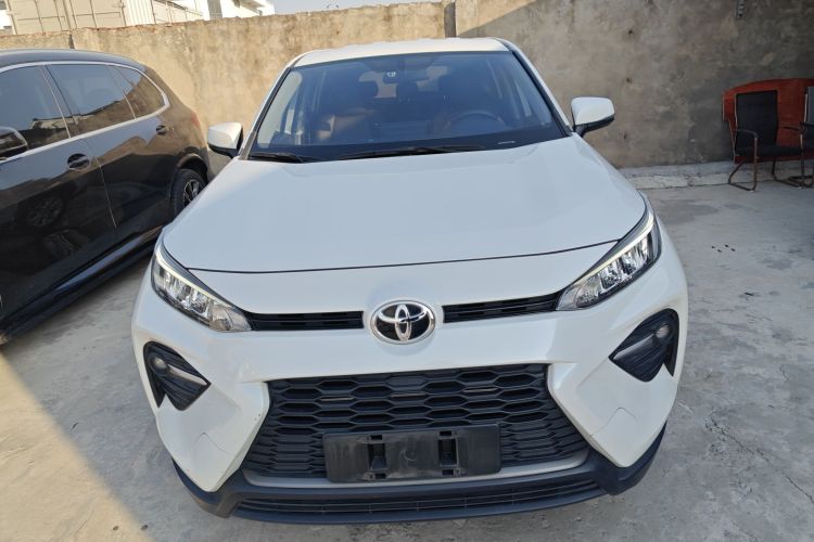 丰田 威兰达 2022款 改款 2.0L CVT两驱领先版车身外观2