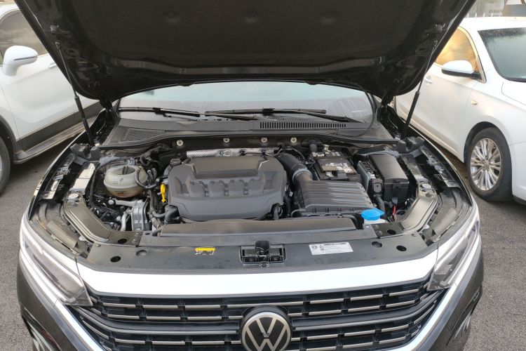 大众 帕萨特 2025款 出众款 380TSI 龙耀版局部细节24