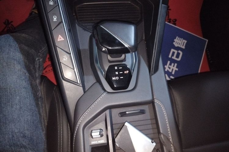 领克06 2023款 Remix 1.5T 劲Pro中控内饰18