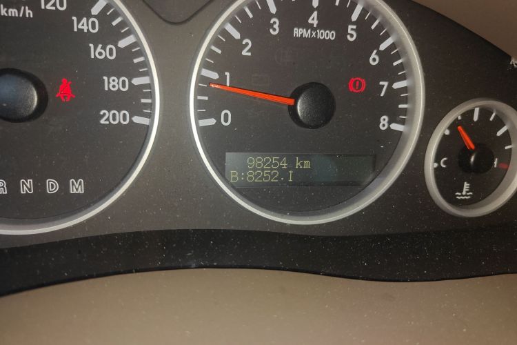 别克GL8 2014款 2.4L 经典版中控内饰15