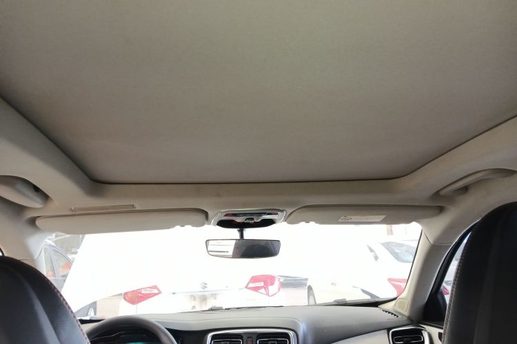 领克01 2019款 2.0T 两驱纯版 国VI中控内饰22