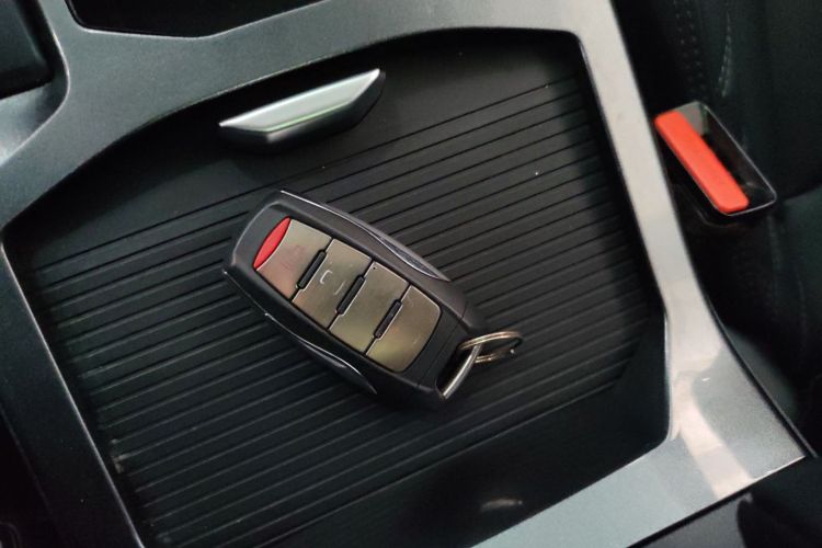 哈弗H6 2021款 1.5T 自动冠军版中控内饰11