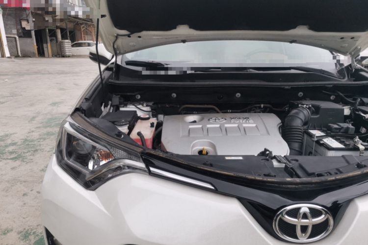 丰田 RAV4荣放 2019款 2.0L CVT两驱都市版 国VI局部细节9006