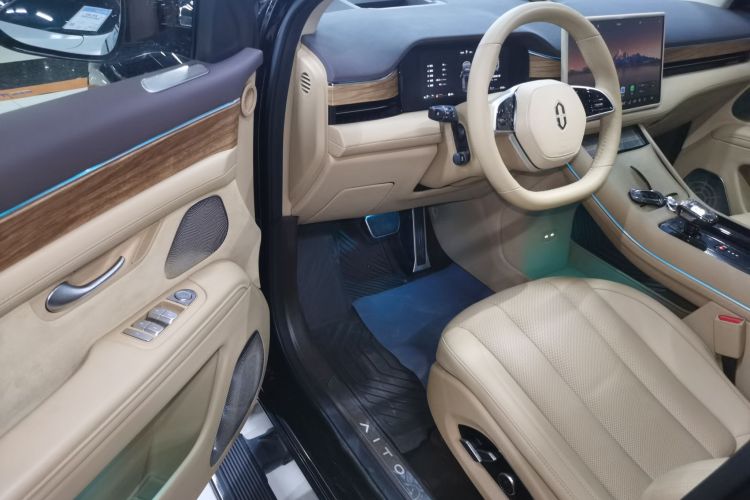 鸿蒙智行 问界M7 2024款 1.5T 智驾后驱Max版 6座中控内饰7003