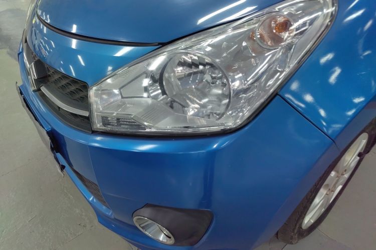 铃木 奥拓 2013款 1.0L 自动豪华型局部细节36