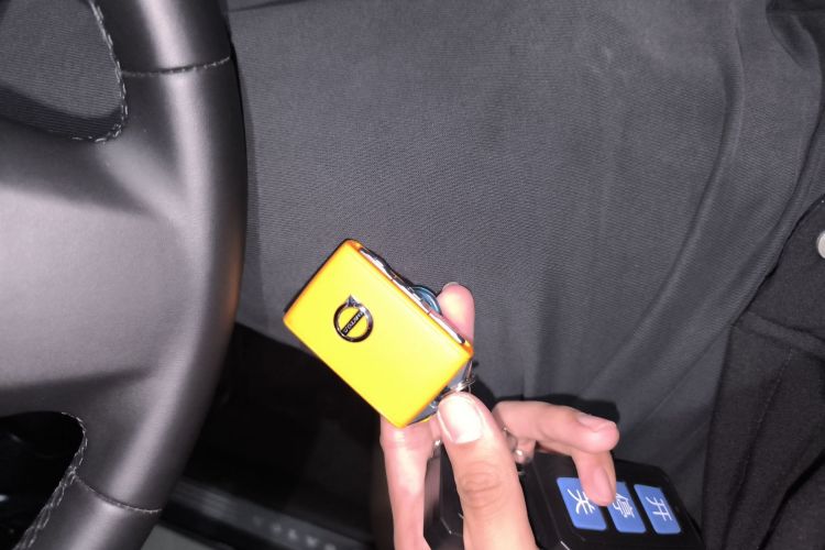 沃尔沃S90 2023款 B5 智逸豪华版中控内饰11