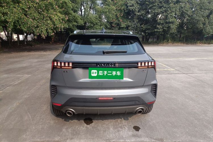 领克06 2023款 Remix 1.5T 劲Halo车身外观6