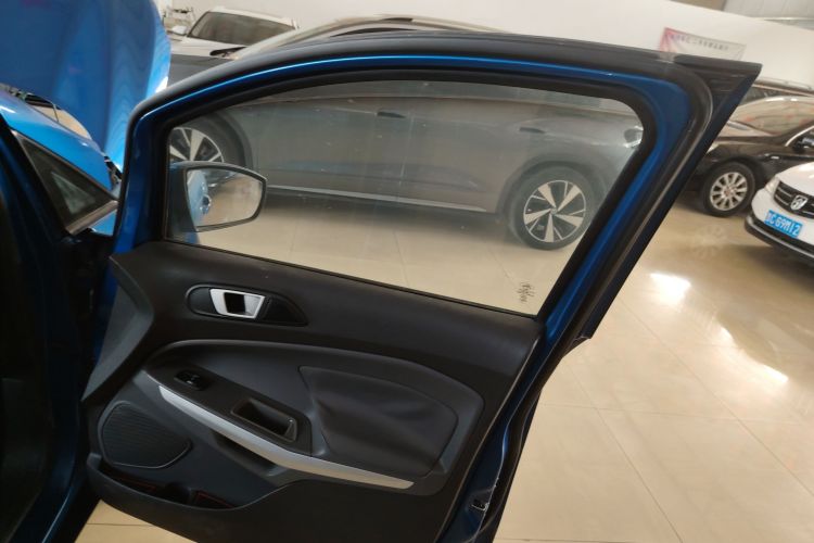 福特 翼搏 2013款 1.5L 自动风尚型中控内饰7005