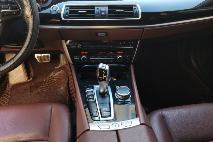 宝马5系GT 2015款 528i 领先型局部细节18