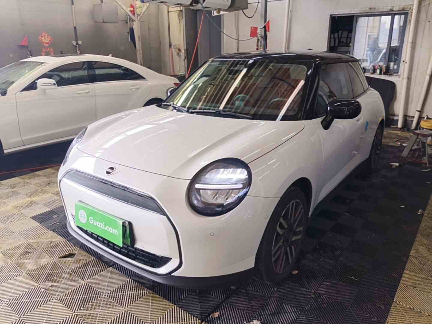 电动MINI COOPER 2024款 456km COOPER E 经典派(2)