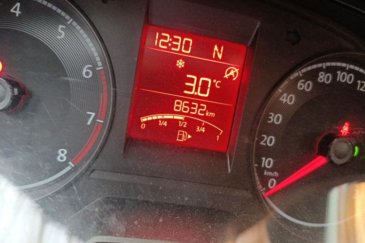 大众 桑塔纳 2018款 1.5L 自动风尚版中控内饰15