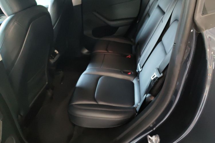 特斯拉 Model Y 2024款 后轮驱动版中控内饰21