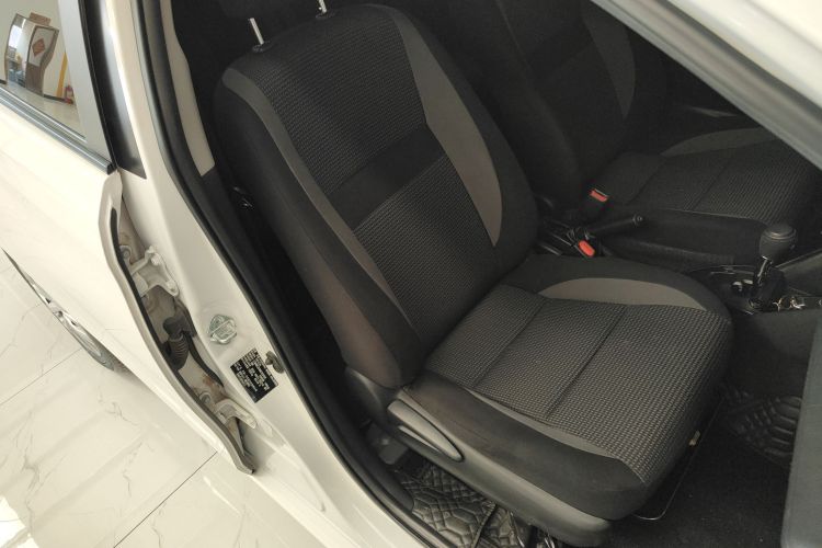 丰田 威驰 2022款 1.5L CVT创行CARE版局部细节41