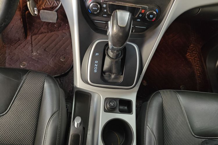 福特 翼虎 2015款 1.5L GTDi 两驱风尚型中控内饰18