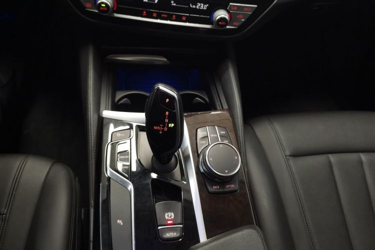 宝马5系 2018款 525Li 豪华套装局部细节18