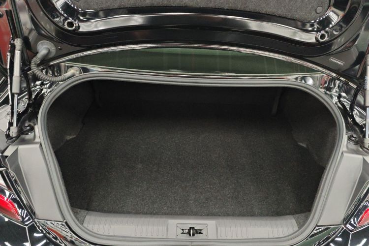 斯巴鲁BRZ 2022款 2.4L 手动版机舱底盘23