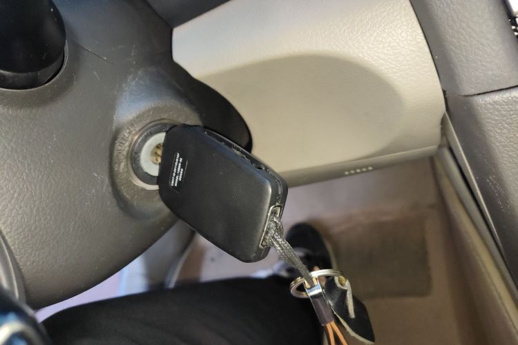 丰田 凯美瑞 2007款 240G 豪华版中控内饰11