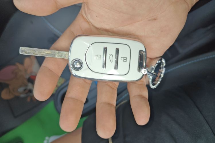 五菱汽车 宏光MINIEV 2020款 悦享款 磷酸铁锂中控内饰7001