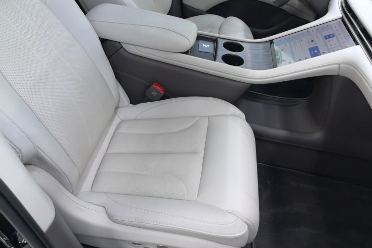 智己汽车 智己LS7 2025款 焕新版 Ultra局部细节41