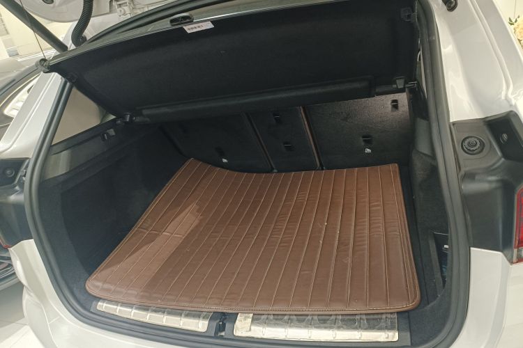 宝马X1 2021款 sDrive20Li 尊享型中控内饰23