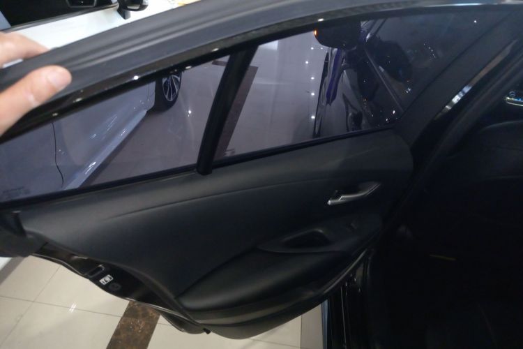 丰田 雷凌 2021款 双擎 1.8H E-CVT豪华版中控内饰49