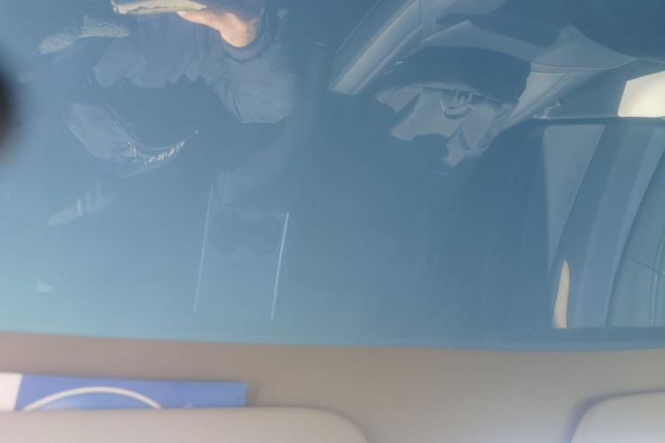 特斯拉 Model Y 2021款 标准续航后驱版中控内饰22