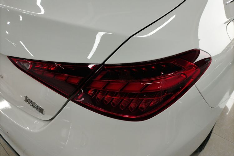 奔驰C级 2022款 改款 C 200 L 运动版车身外观6006