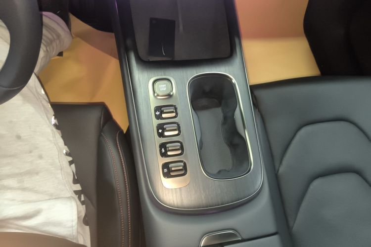 小米汽车 小米SU7 2024款 后驱超长续航高阶智驾Pro版局部细节18