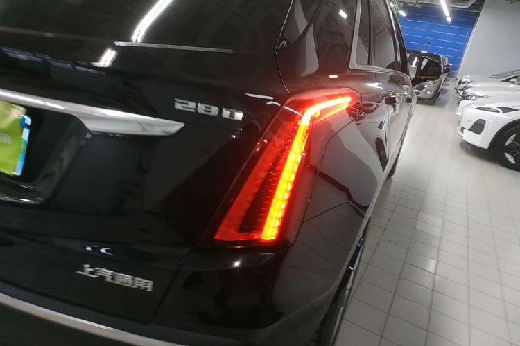 凯迪拉克XT5 2020款 28T 技术型车身外观9