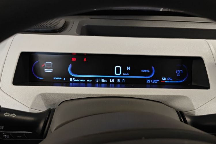 吉利银河 2023款 熊猫mini 200km 灵动熊中控内饰14