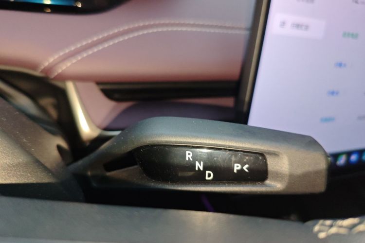 小米汽车 小米SU7 2024款 四驱超长续航高阶智驾Max版局部细节18