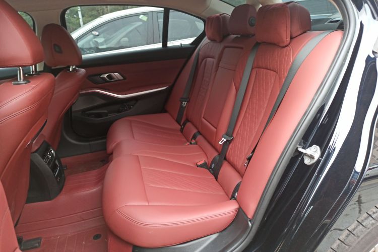 宝马i3 2022款 eDrive 35 L中控内饰21