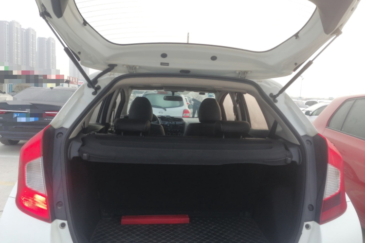 本田 飞度 2018款 1.5L CVT舒适天窗版局部细节23