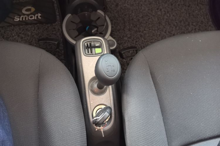 smart fortwo 2015款 1.0 MHD  舒适畅游版局部细节18