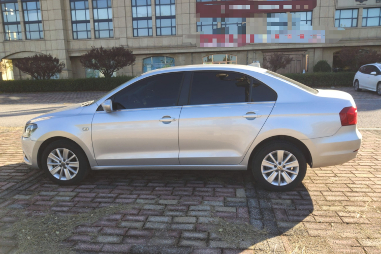 大众 捷达 2015款 1.6L 自动舒适型车身外观6003