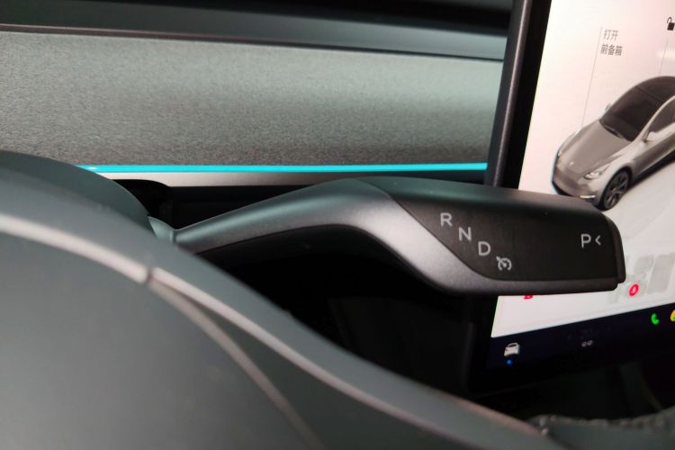 特斯拉 Model Y 2024款 后轮驱动版局部细节18