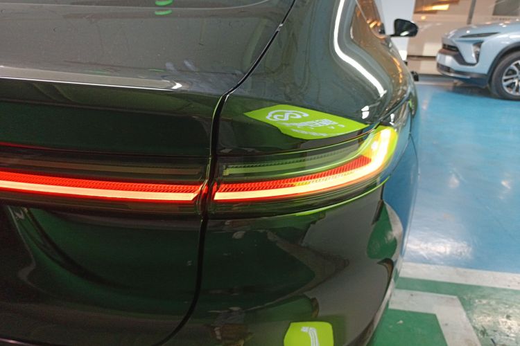 蔚来ET7 2022款 100kWh车身外观6006