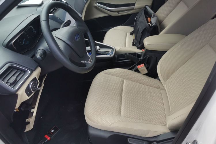 福特 福睿斯 2017款 1.5L 自动舒适型中控内饰19